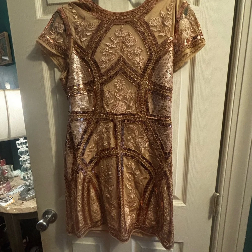 Lulu’s rose gold beaded art deco mini dress - Picture 4 of 7